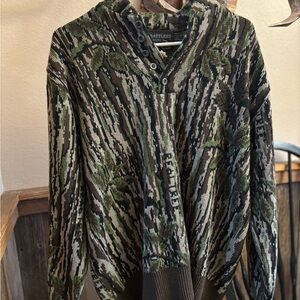 Realtree VINTAGE Rattlers Camouflage Knit Jacket - Green and Brown